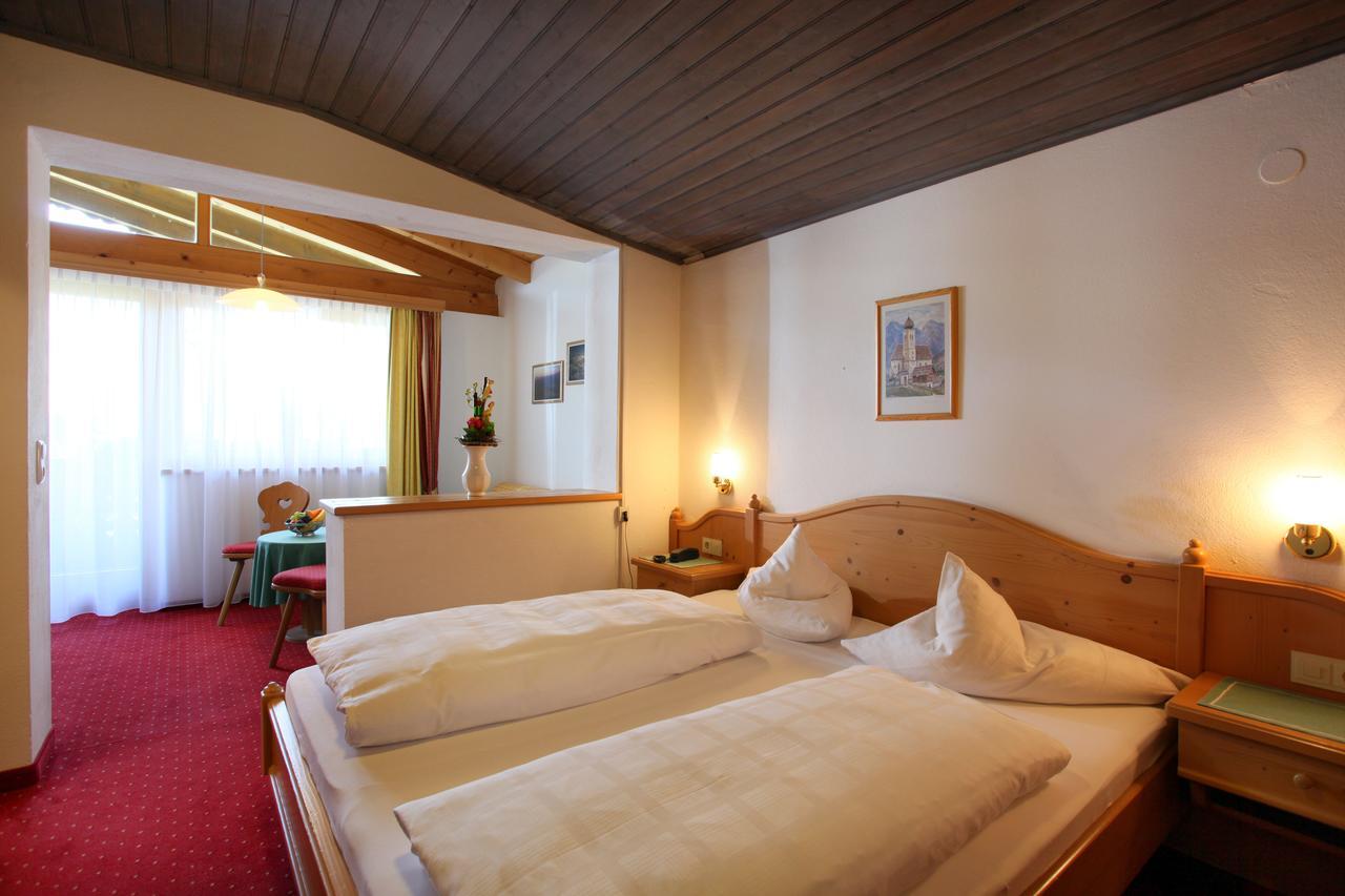 Alpenhotel Landhaus Kuechl Kirchberg in Tirol Eksteriør billede
